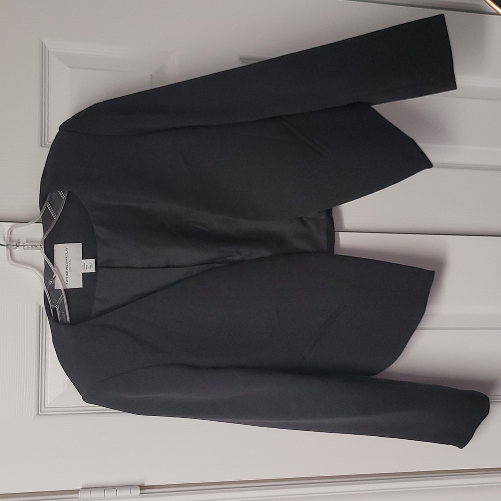 BLACK BLAZER